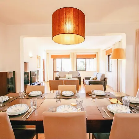 Villa In Albufeira Near Praia Dos Pescadores Villa